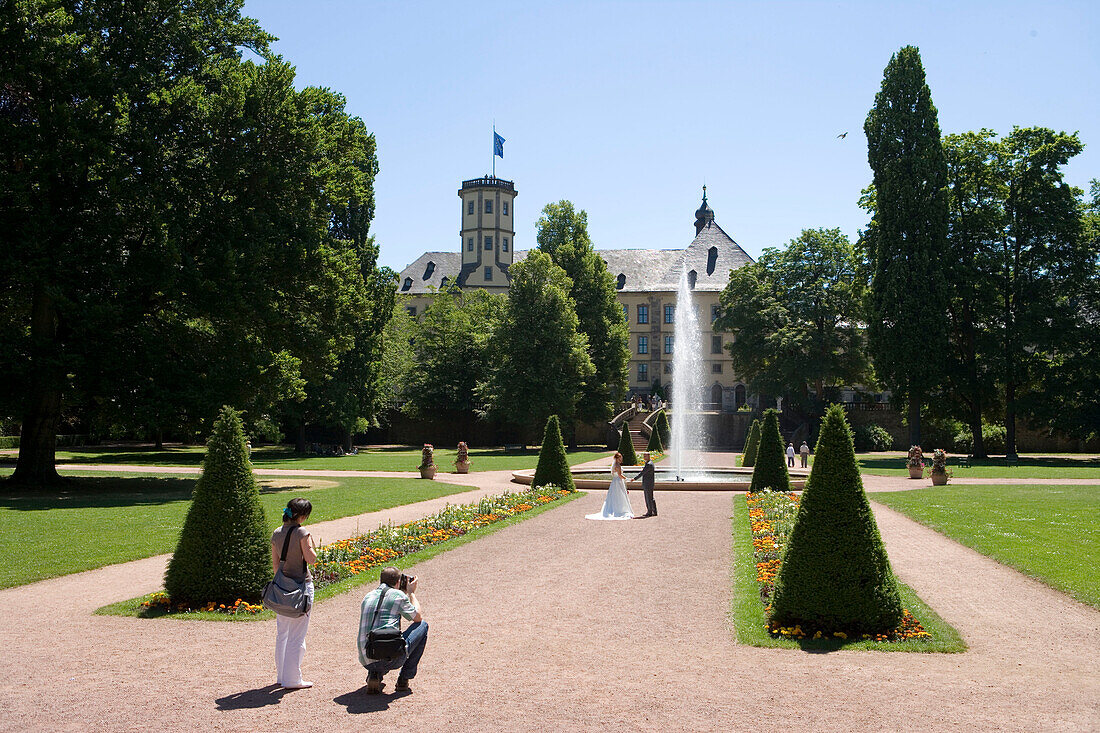 Hochzeitsfoto im Fuldaer Schlosspark, Fulda, Rhön, Hessen, Deutschland