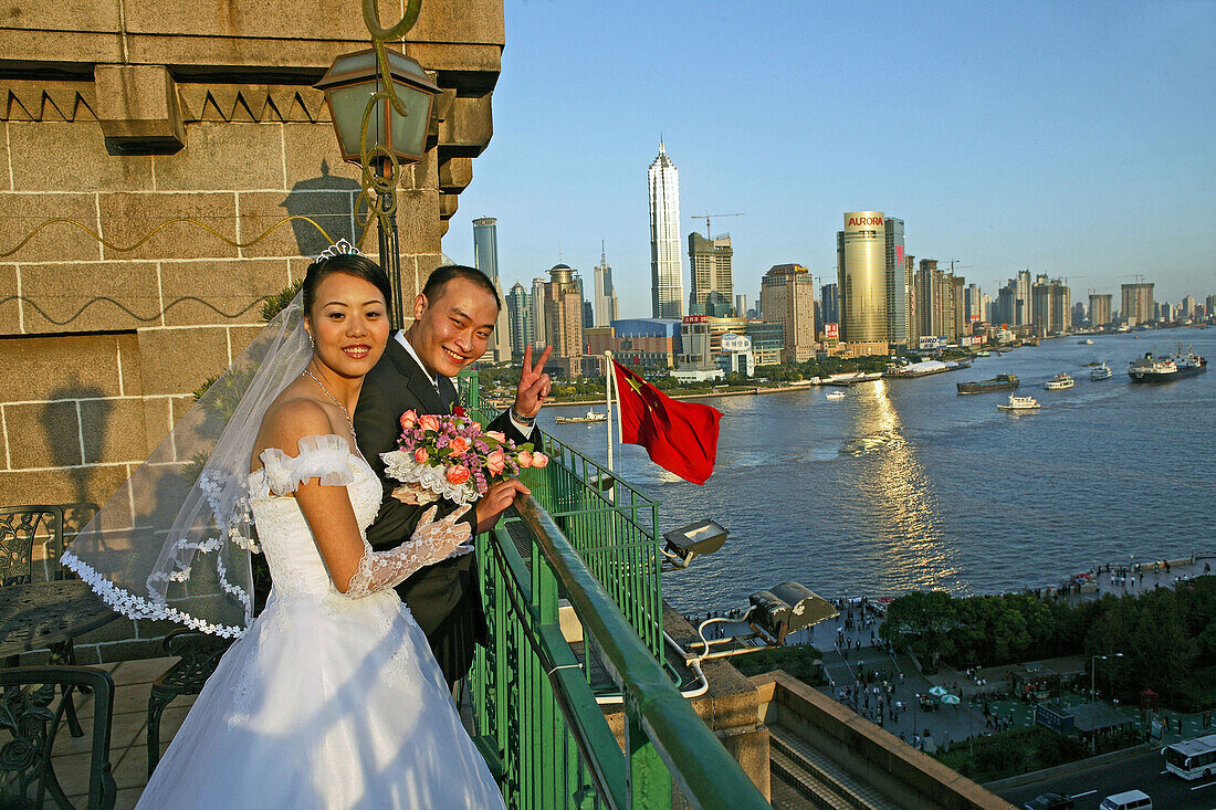 Bride and groom, Peace Hotel,White wedding, view above Pudong and river