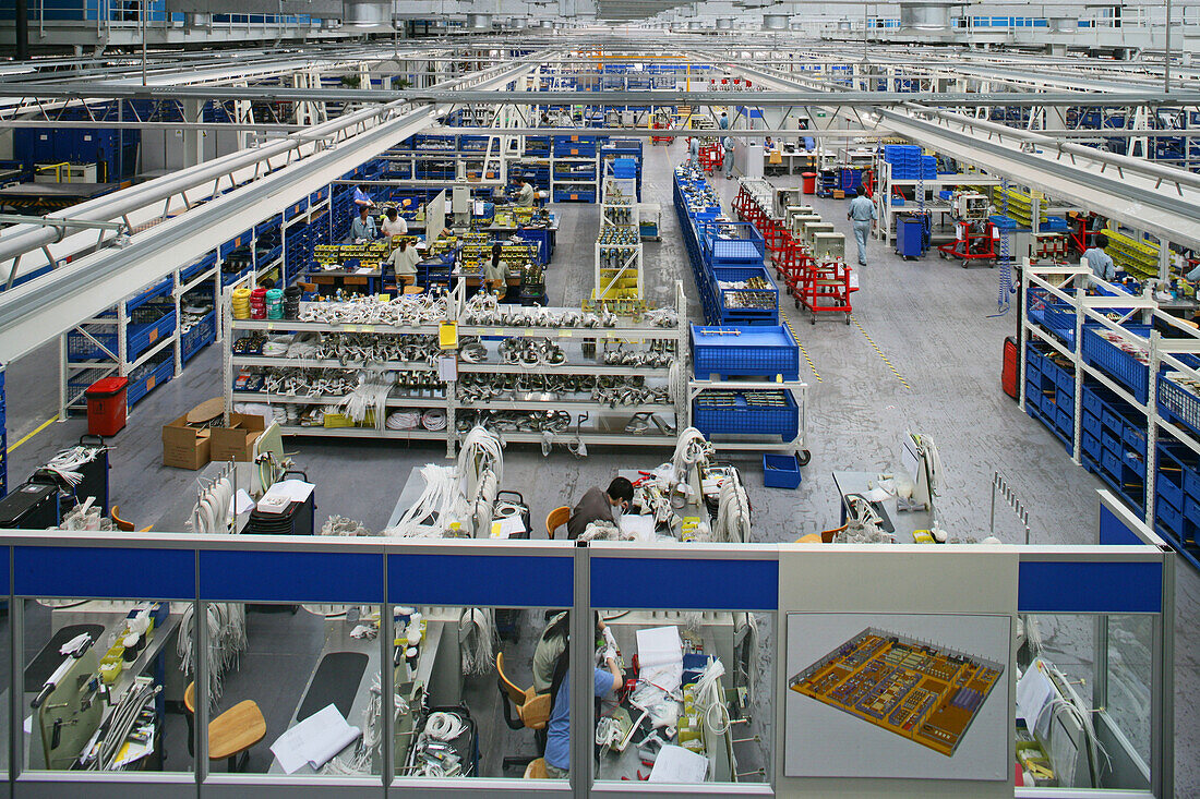 Siemens,Siemens-Werk, High-Tech, Fabrikation für Schalter, switch production, Halle, hall