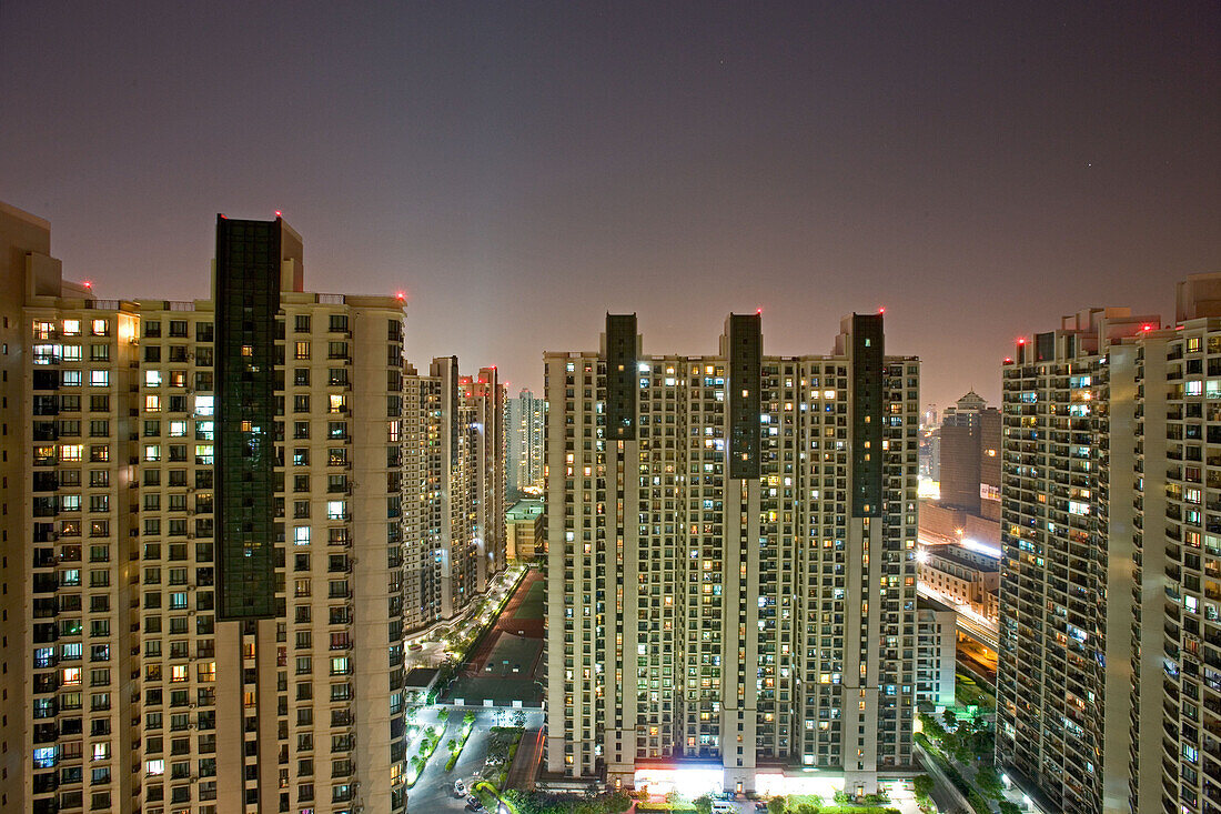 apartment towers, living in Shanghai,highrise apartments, near Souzhou Creek, windows, night