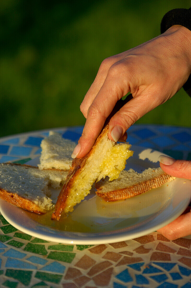 olivenöl, brot, umbrien, italien