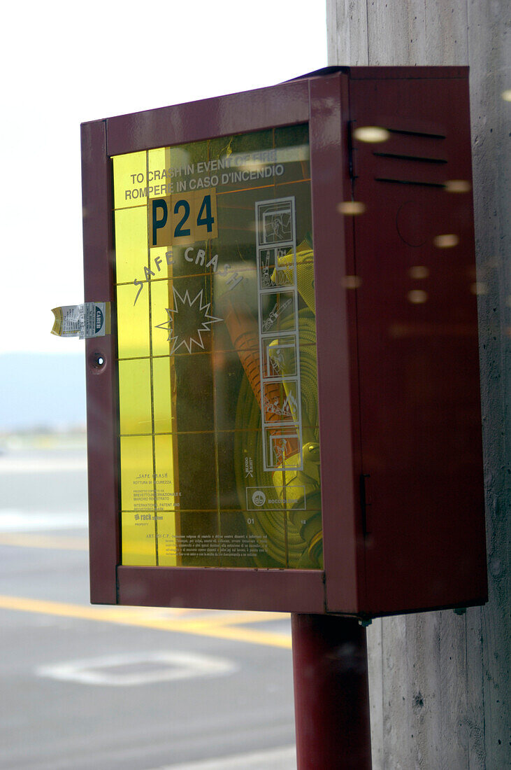 Fire Drencher, Airport