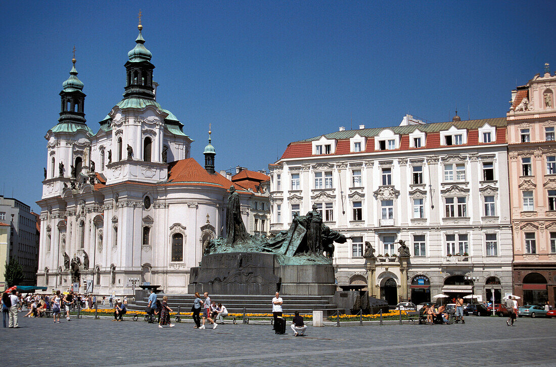 Jan Hus Statue, Staromestskenam, Prague, Czechia