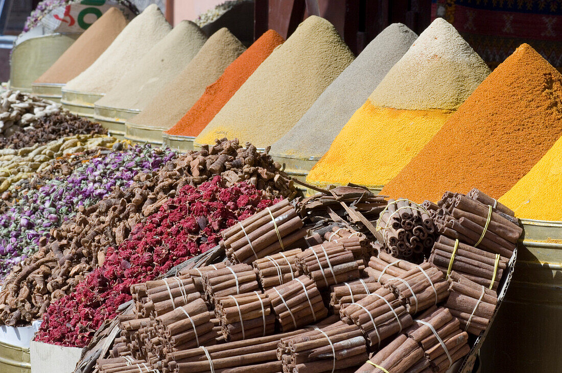 Gewürz- und Teegeschäft, Souk, Marrakesch