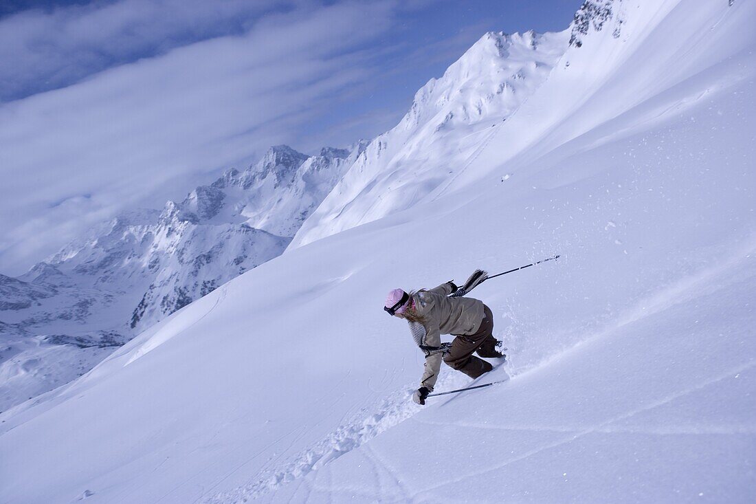 Skifahrerin, Kühtai, Tirol, Österreich
