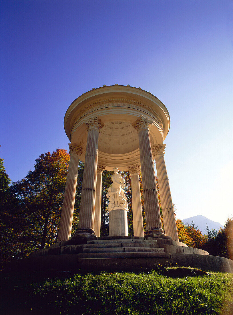 Pavillion vom Schloss Linderhof, Oberbayern, Deutschland