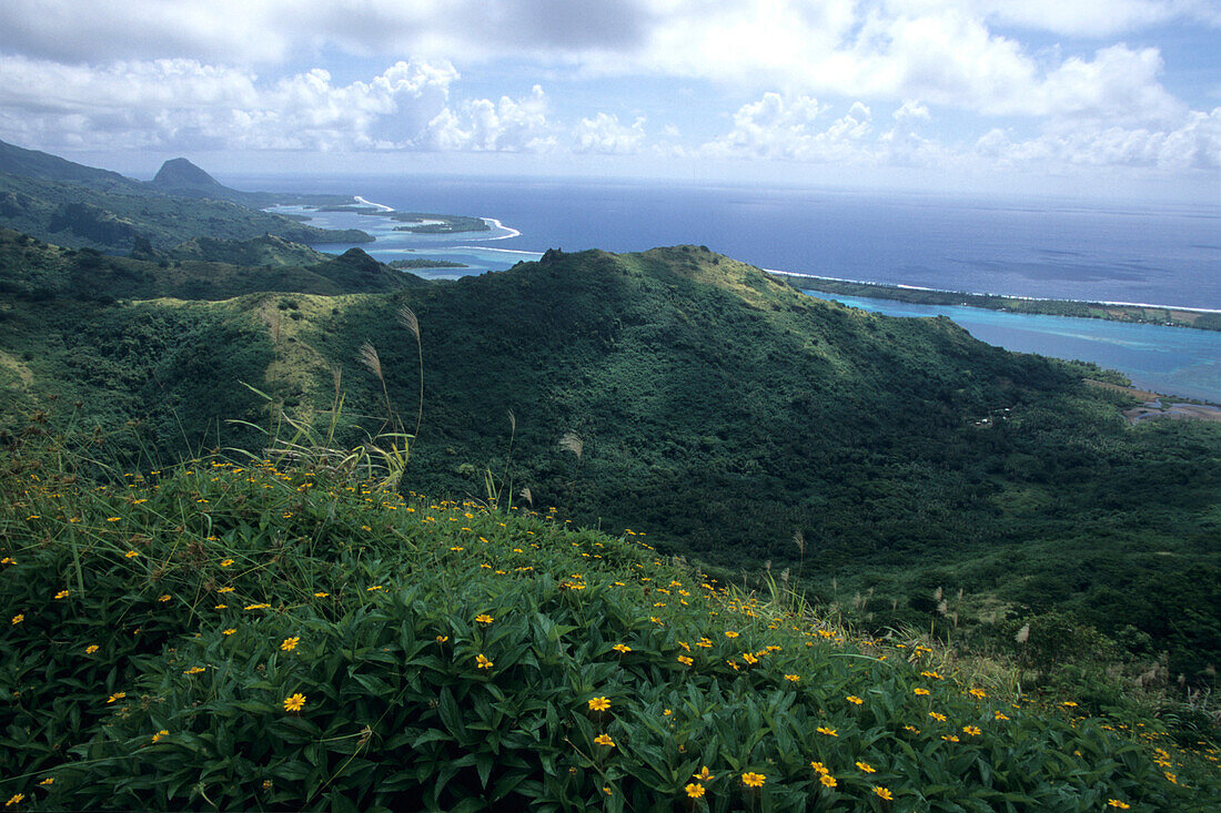 Blick vom Mt. Pohue Rahi,Huahine, Französisch Polynesien