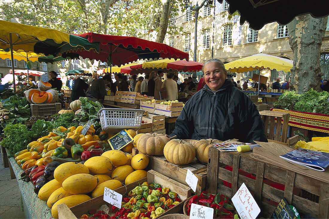 Woman at weekly market, Aix-en-Provence, Provence, France