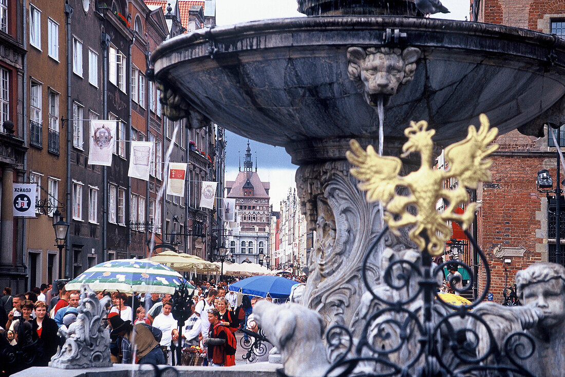 Dluga street and the Neptun Fountain, Gdansk, Danzig, Poland