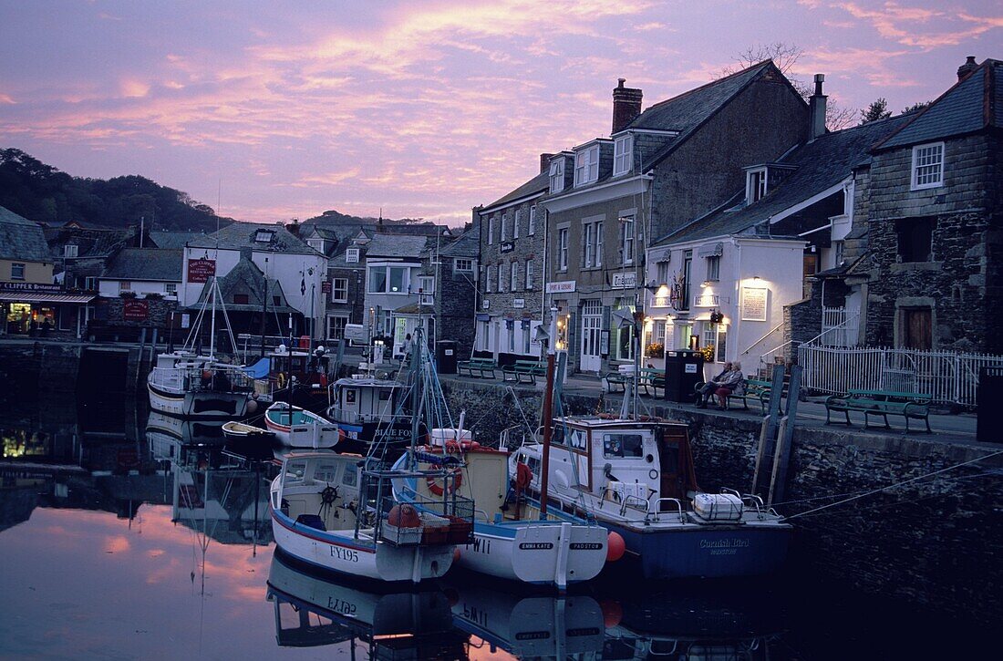 Padstow Hafen bei Nacht, Cornwall