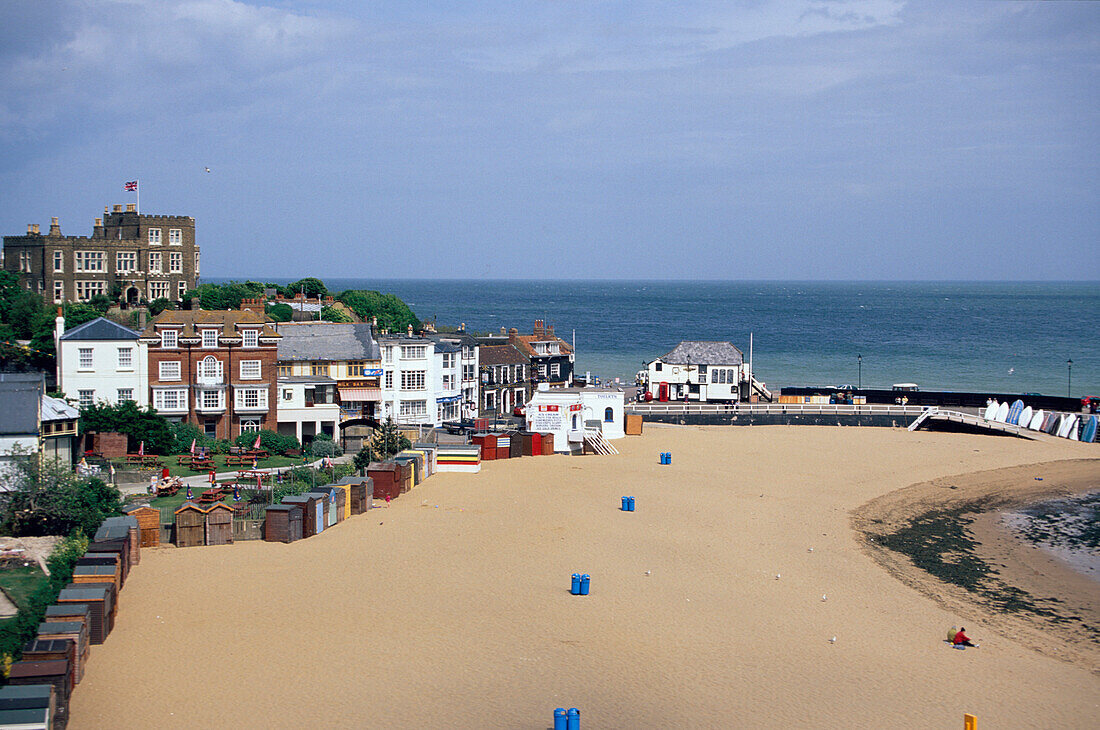 Strand, Broadstairs, Kent, England