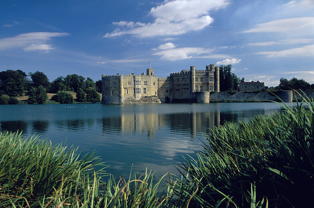 Burg, Leeds Castle, Kent, England