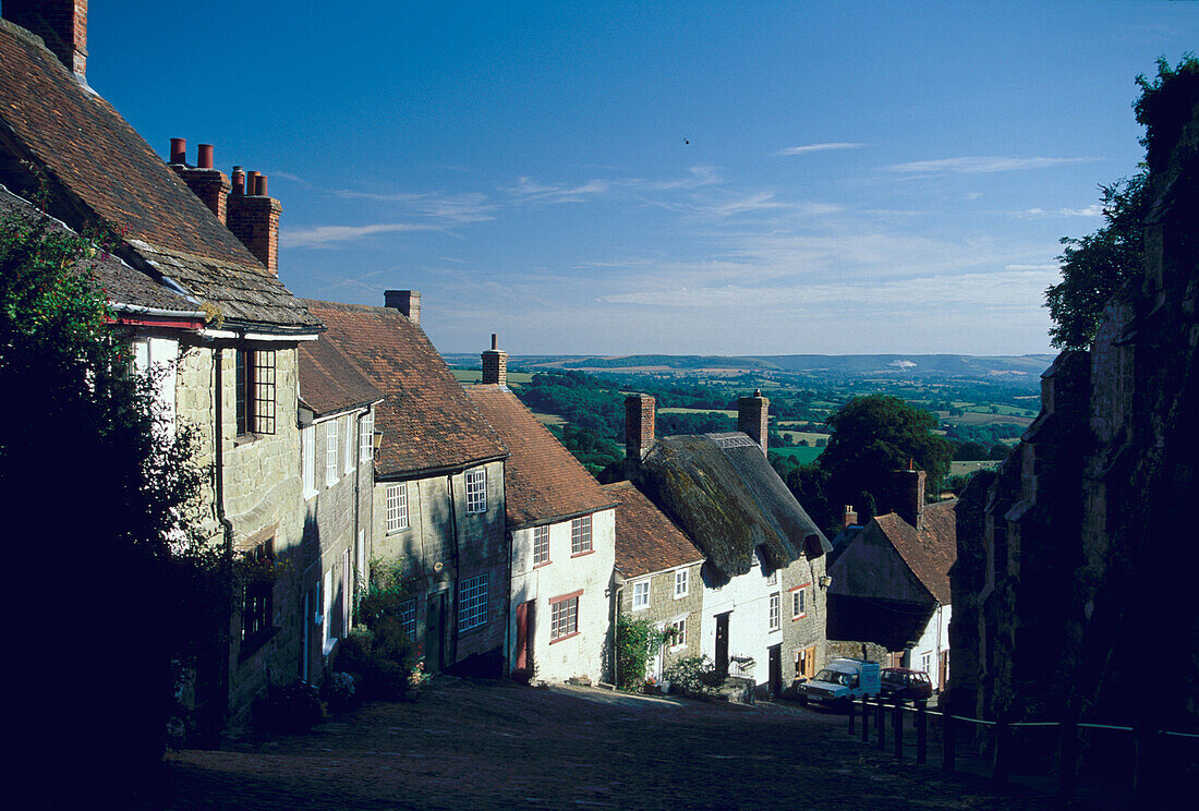 A row of traditional cottages on Gold Hill, Shaftesbury, Dorset, England