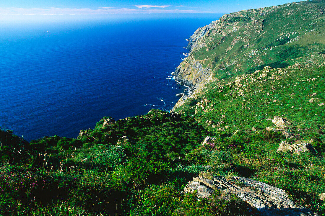 Coastal landscape and sea, Sierra de la Capelada, near Cabo Ortegal, Province La Coruna, Galicia, Spain