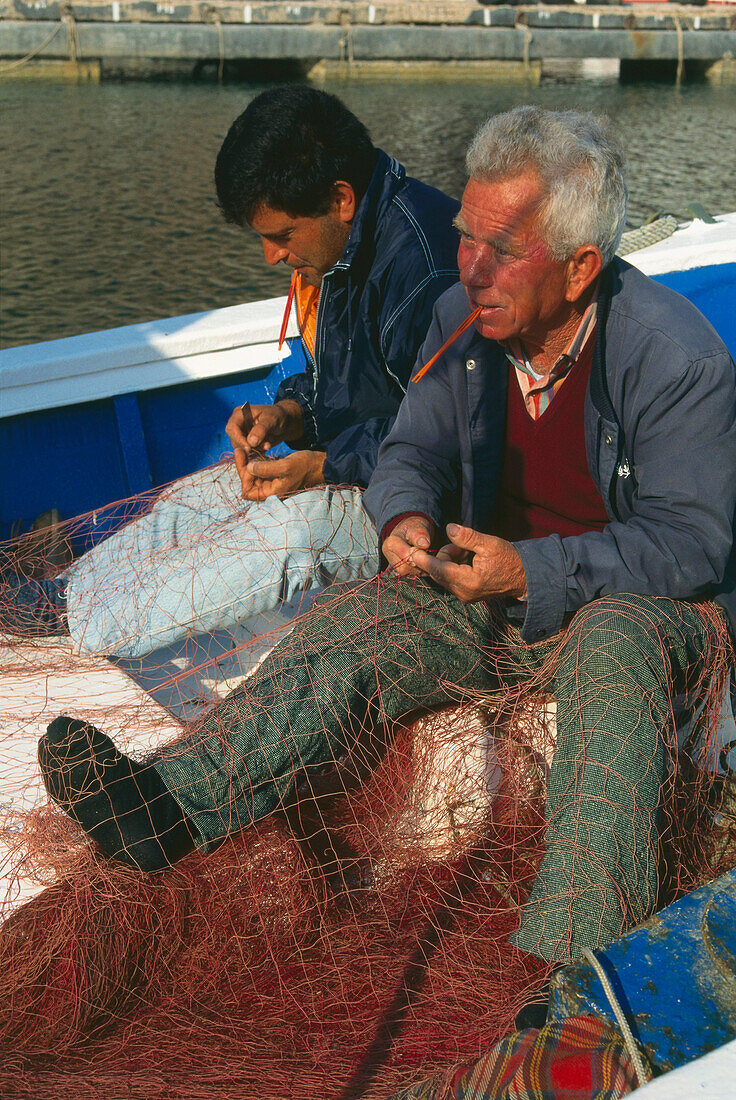 Fischer,Hafen von San Jose,Cabo de Gata,Provinz Almeria,Andalusien,Spanien