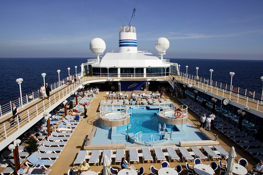 Sun deck, deck chair, pool, cruise ship MS Delphin Renaissance, Cruise Bremerhaven, South England, England