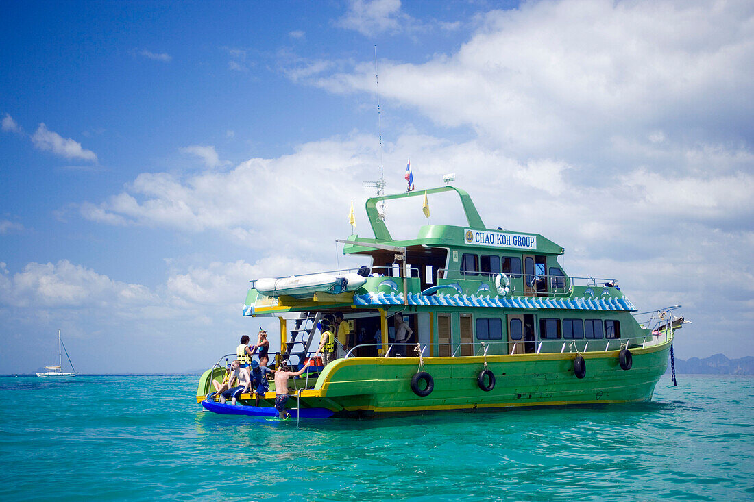 Diving Boat in the near of Koh Mai Phai, Bamboo Island, Ko Phi Phi Don, Ko Phi Phi Island, Krabi, Thailand