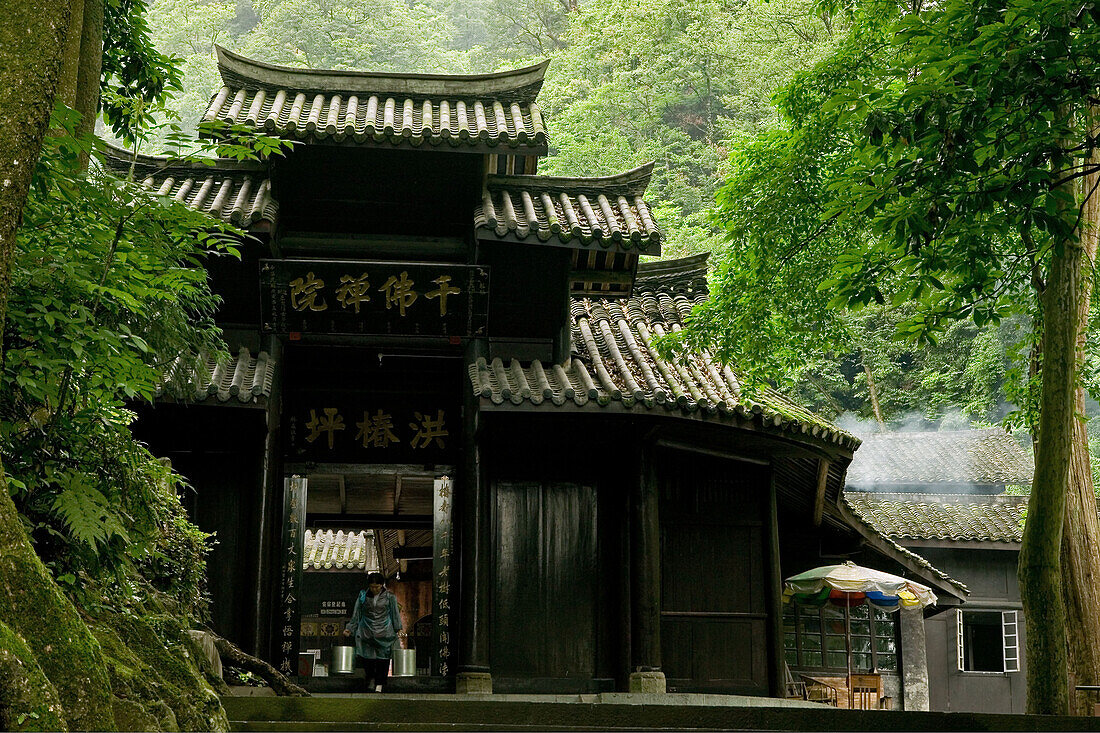 Hong Chun Ping Kloster, Emei Shan,Hong Chun Ping Tempel, Berge Emei Shan, Provinz Sichuan, China, Asien, Weltkulturerbe, UNESCO