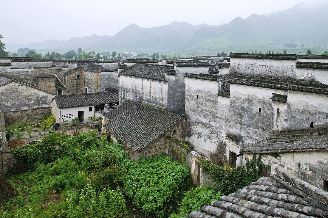 Traditionelle Häuser in dem Dorf Nanping, Huangshan, China, Asien