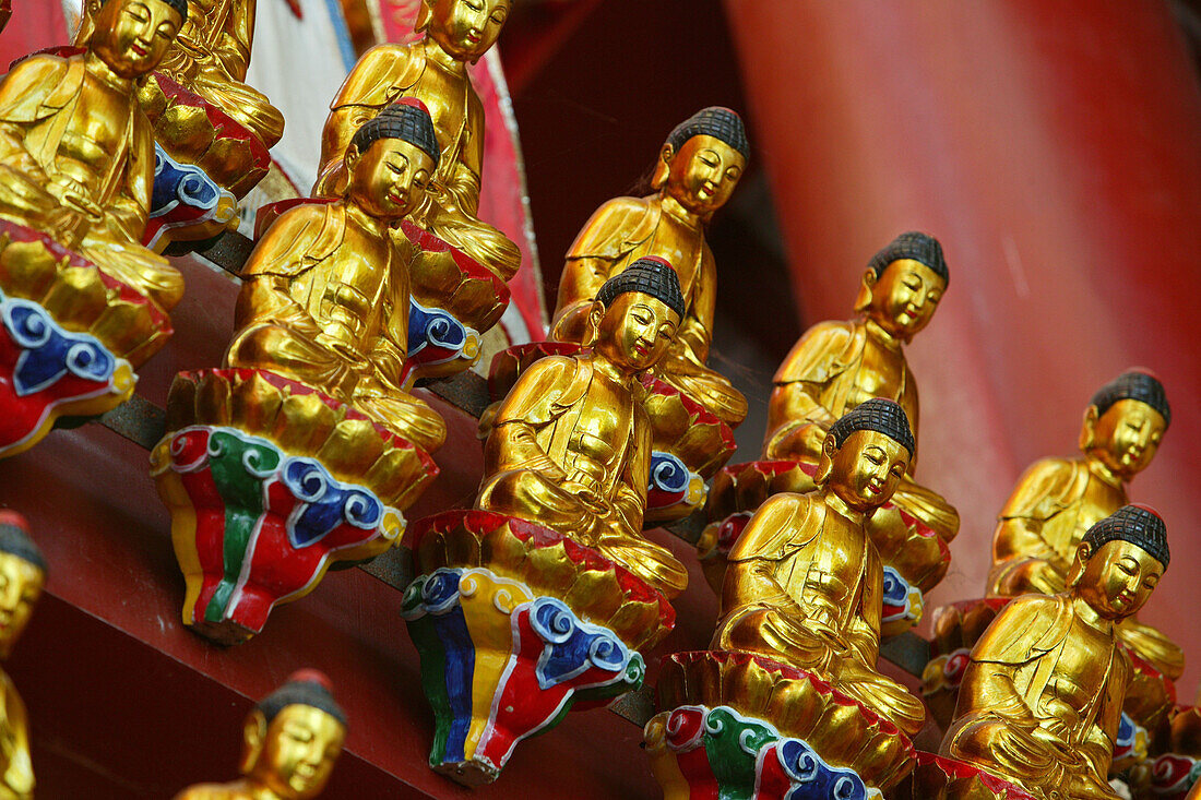 Buddhas, Jiuhua Shan,goldene Buddhas, Wangfo Kloster, Jiuhua Shan Berge, Provinz Anhui, China, Asien