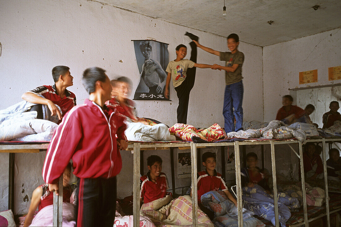 Kungfu Schule, Song Shan,Kungfu Schule, in 1987, Schlafsaal, Shaolin, Songshan, Provinz Henan, China, Asien