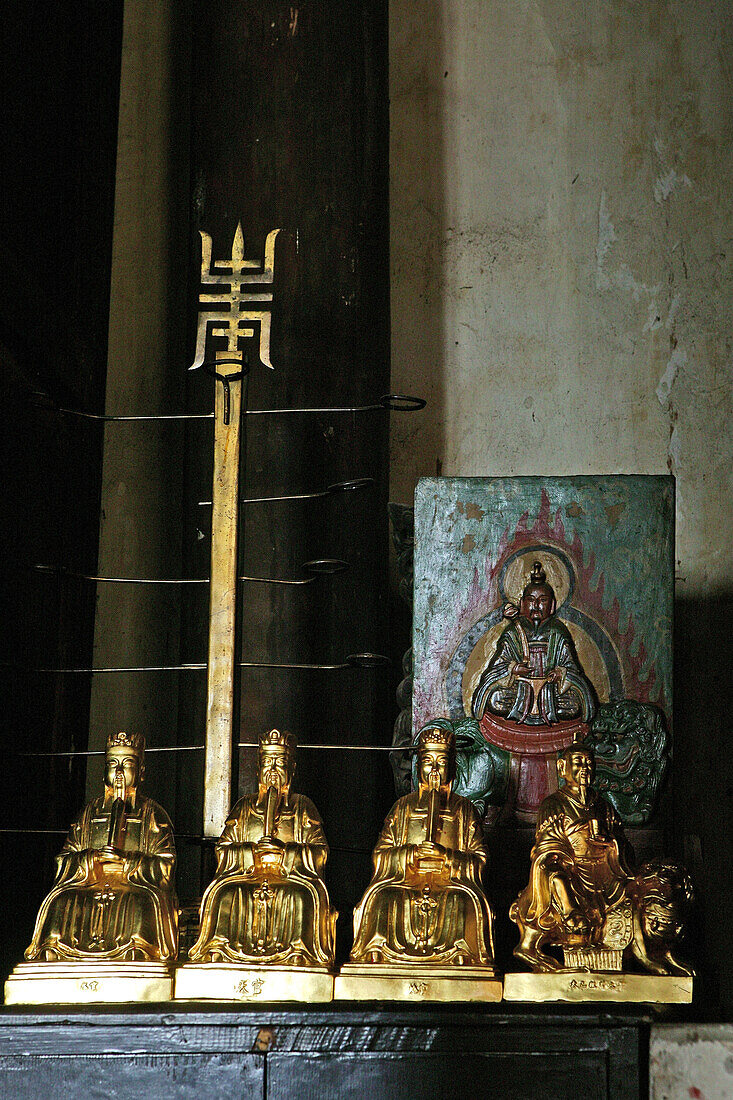 three of the Taoist immortals, peak 1613 metres high, Wudang Shan, Taoist mountain, Hubei province, Wudangshan, Mount Wudang, UNESCO world cultural heritage site, birthplace of Tai chi, China, Asia