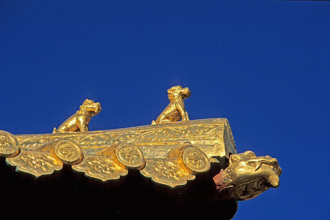 Roof of Copper Hall, symbolic animal decoration, Xian Tong Temple, Monastery, Wutai Shan, Five Terrace Mountain, Buddhist Centre, town of Taihuai, Shanxi province, China