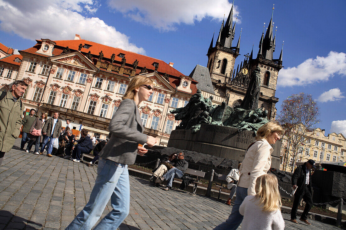 Tourists walking over the Old Town Square, Staromestske Namesti, Stare Mesto, Prague, Czech Republic