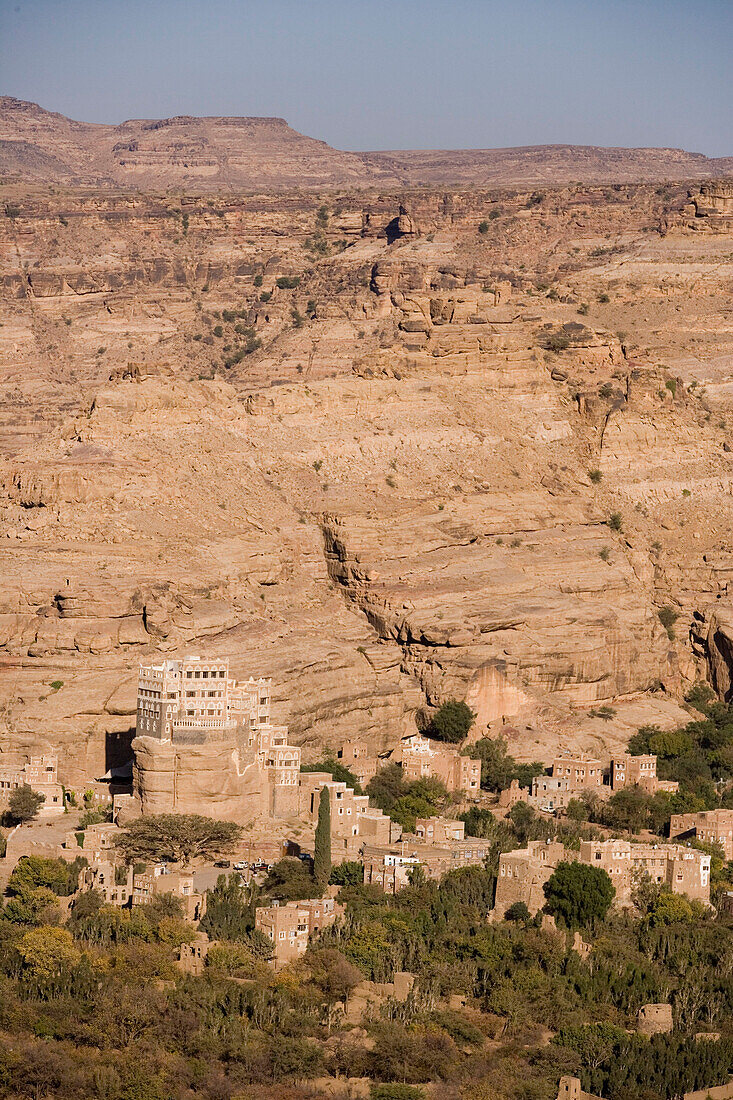 Felsenhäuser in Wadi Dhar, Jemen
