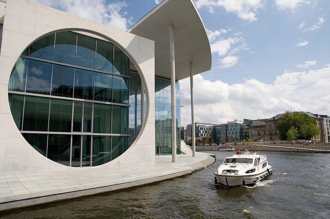 Connoisseur Magnifique Houseboat Cruising Past Bundesrat Building,River Spree, Berlin, Germany