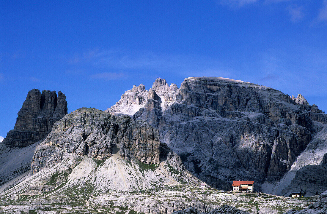 View of Toblinger Knoten and Schusterplatte with Dreizinnen hut, Dolomites, South Tyrol, Italy