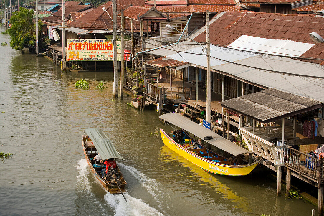 Boat on the way to the Floating Market, Damnoen Saduak, near Bangkok, Ratchaburi, Thailand