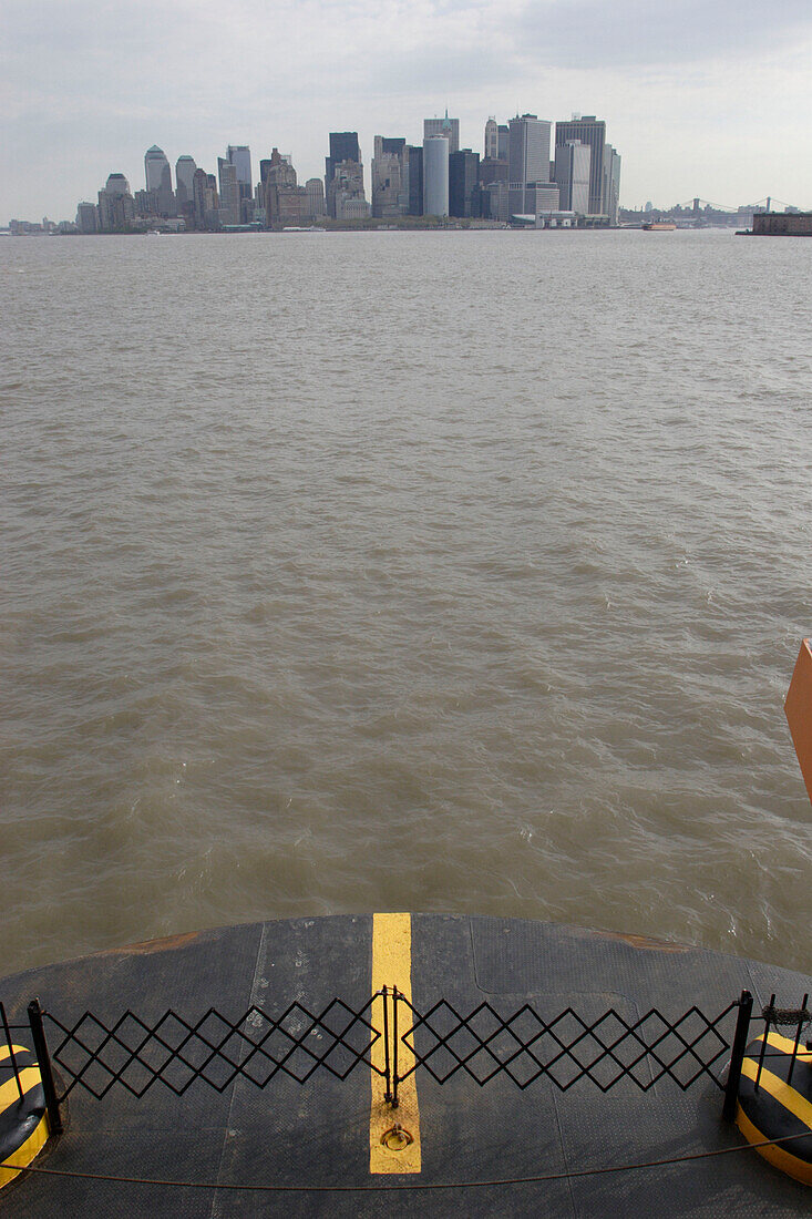 Ferry Manhattan Staten Island, Staten Island ferry, skyline, Manhattan, New York City, New York, United States of America, U.S.A.