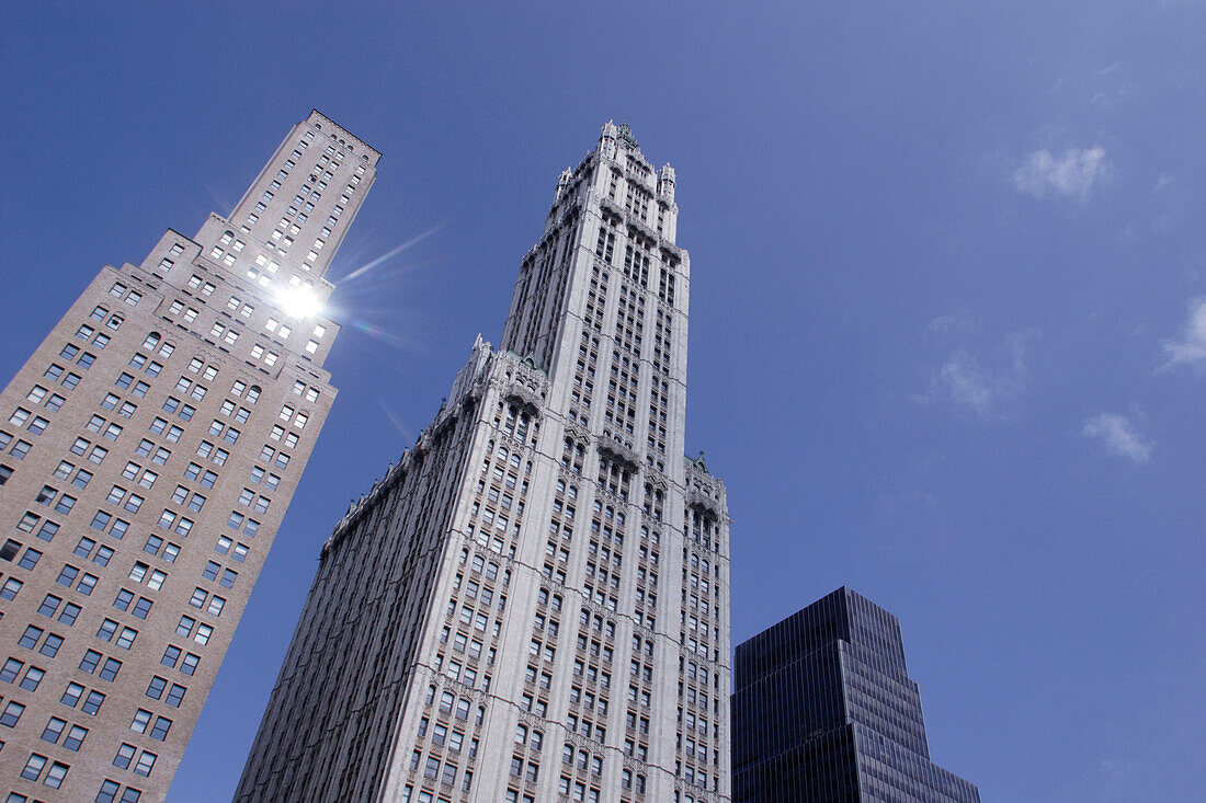 Woolworth Building under blue sky, Broadway, Manhattan, New York, America, USA
