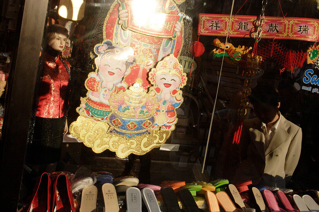 Dekoration vor einem Laden in Chinatown, Manhattan, New York, Amerika, USA