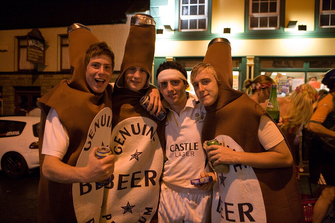 Verkleidungsparty, Festival-of-the-Erne, Belturbet, County Cavan, Ireland