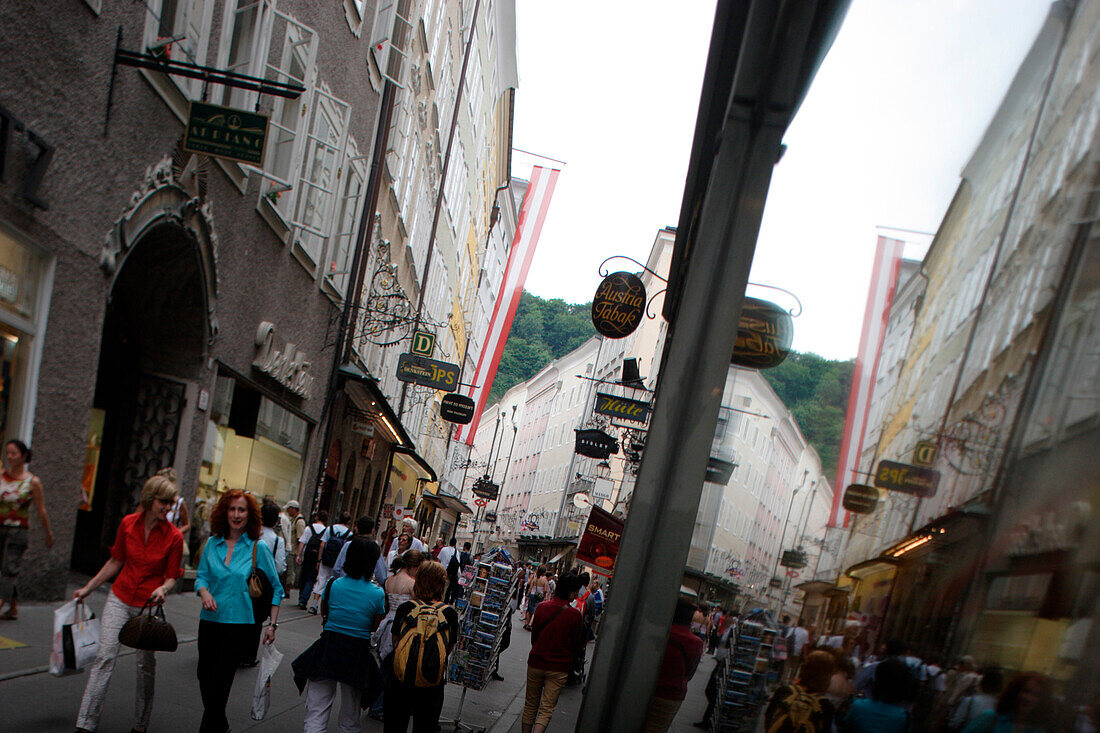 Getreidegasse in Salzburg with tourists, Salzburg, Austria