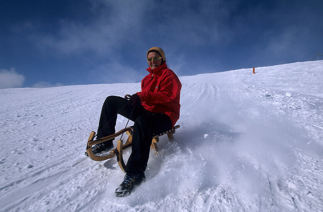 Rodler auf der Rodelbahn Bramberg, Wildkogel, Neukirchen, Salzburg, Österreich