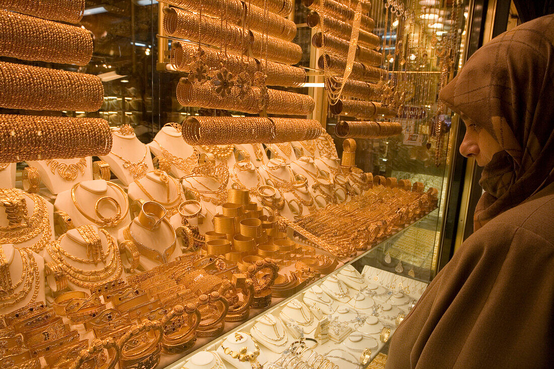 Gold Jewellery at Kapali Carsi Grand Bazaar, Istanbul, Turkey
