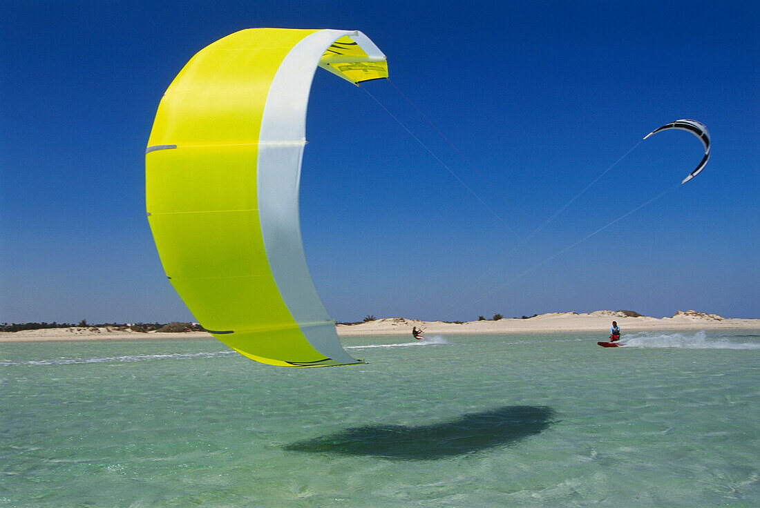 Kitesurfen - Action,Djerba Tunesia - MR