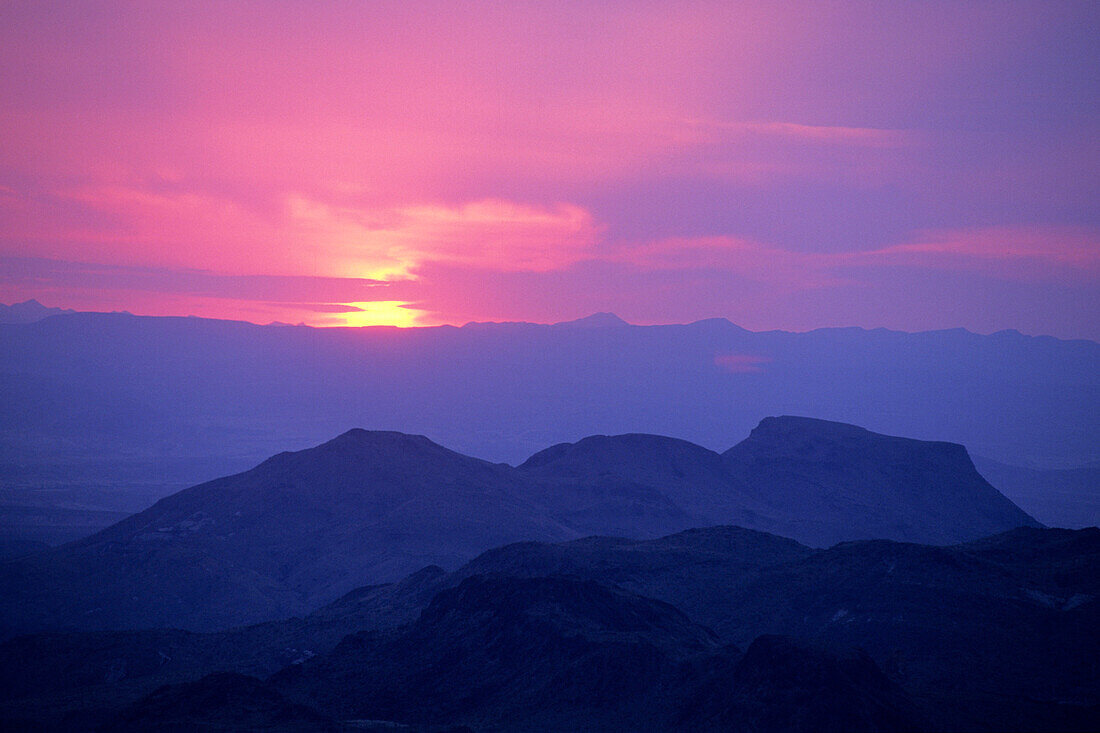 Sierra de Santa Elena Mountains at Sunset, view from Sotol Vista Overlook, Big Bend National Park, Texas, USA
