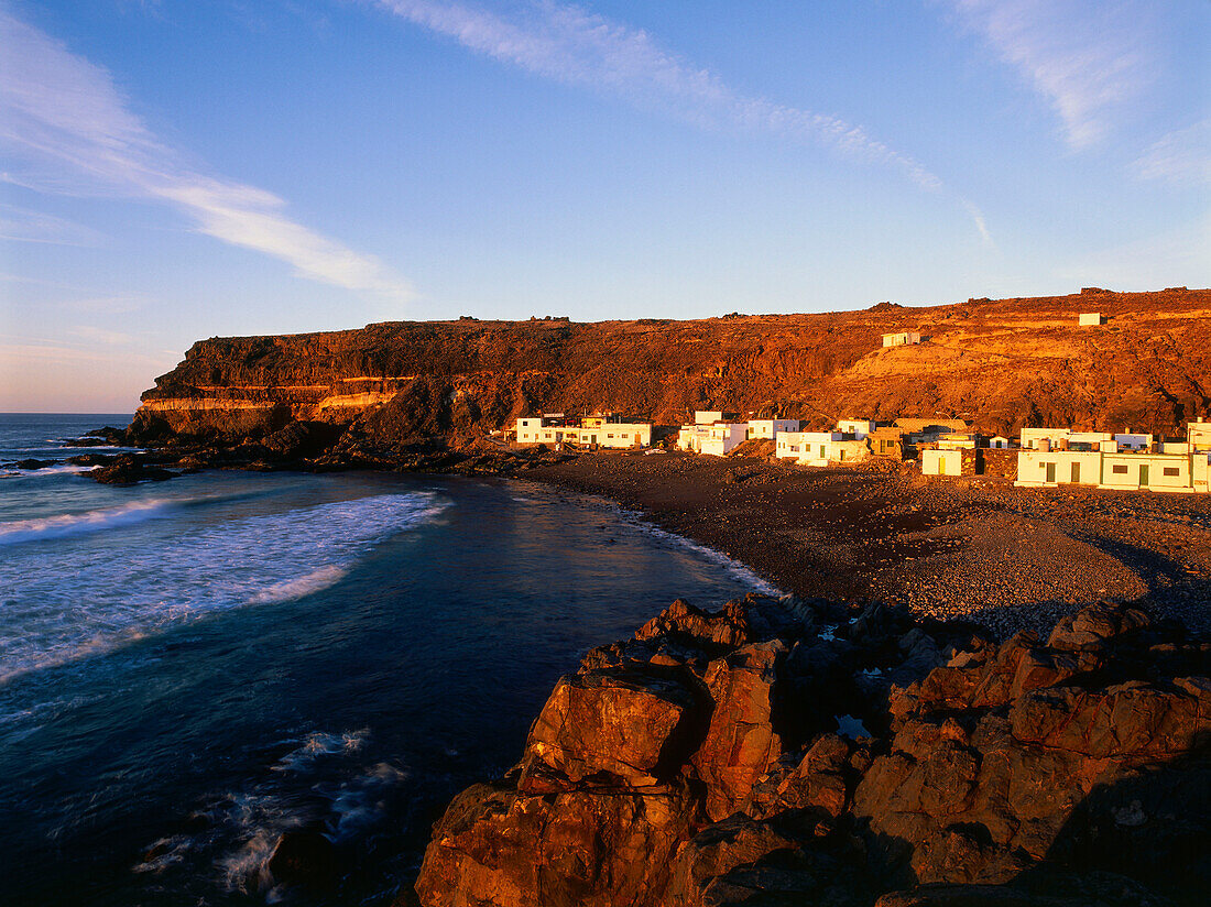 Coastline, El Puerto de Los Molinos, seaside village near Tefia, Fuerteventura, Canary Islands, Atlantic Ocean, Spain