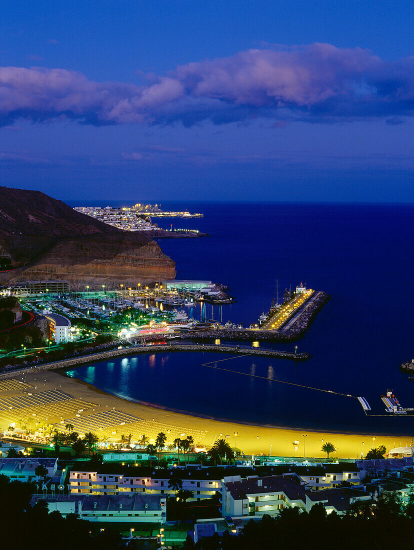 Marina and beach, Puerto Rico, bathing resort, Gran Canaria, Canary Islands, Atlantic Ocean, Spain