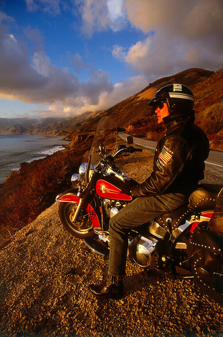 Highway 1 at Cape San Martin, Lucia Range, California, USA