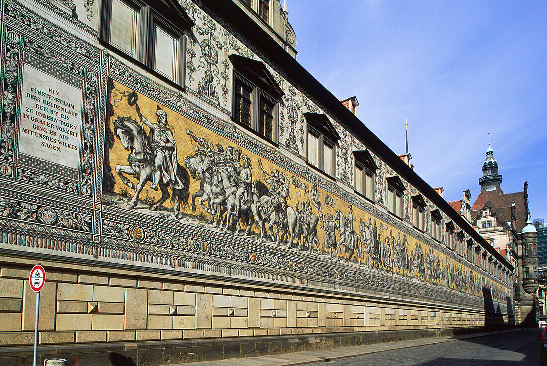 Fürstenzug an der Fassade des Stallhofes, Dresden, Sachsen, Deutschland, Europa