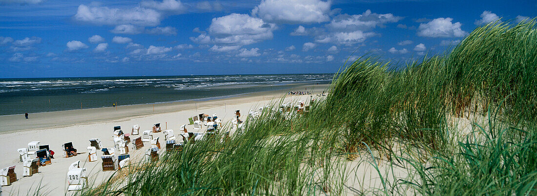 Strandszene, Insel Spiekeroog, Ostfriesische Inseln, Niedersachsen, Nordsee, Deutschland, Europa