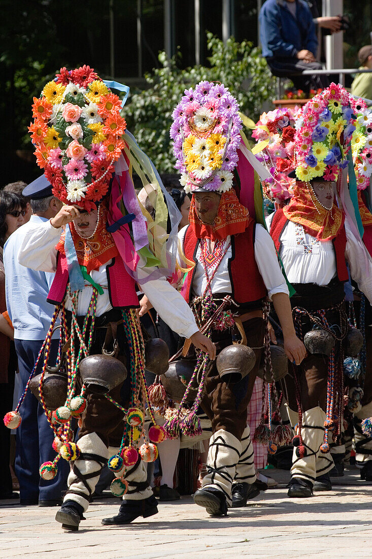 Rosenfest, Maskenträger, Karlovo, Bulgarien