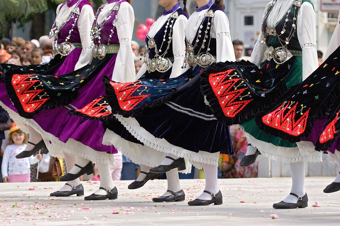 Rose Festival, dance, Karlovo, Bulgaria