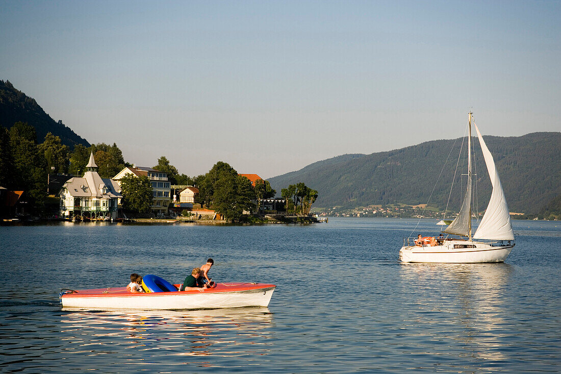 Boote auf dem Ossiacher See, Ossiach, Kärnten, Österreich
