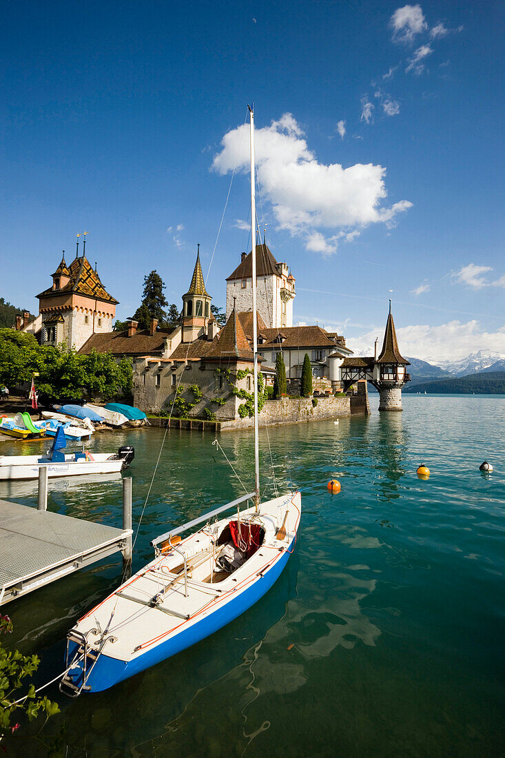 Schloss Oberhofen am Thunersee, Oberhofen, Berner Oberland, Kanton Bern, Schweiz